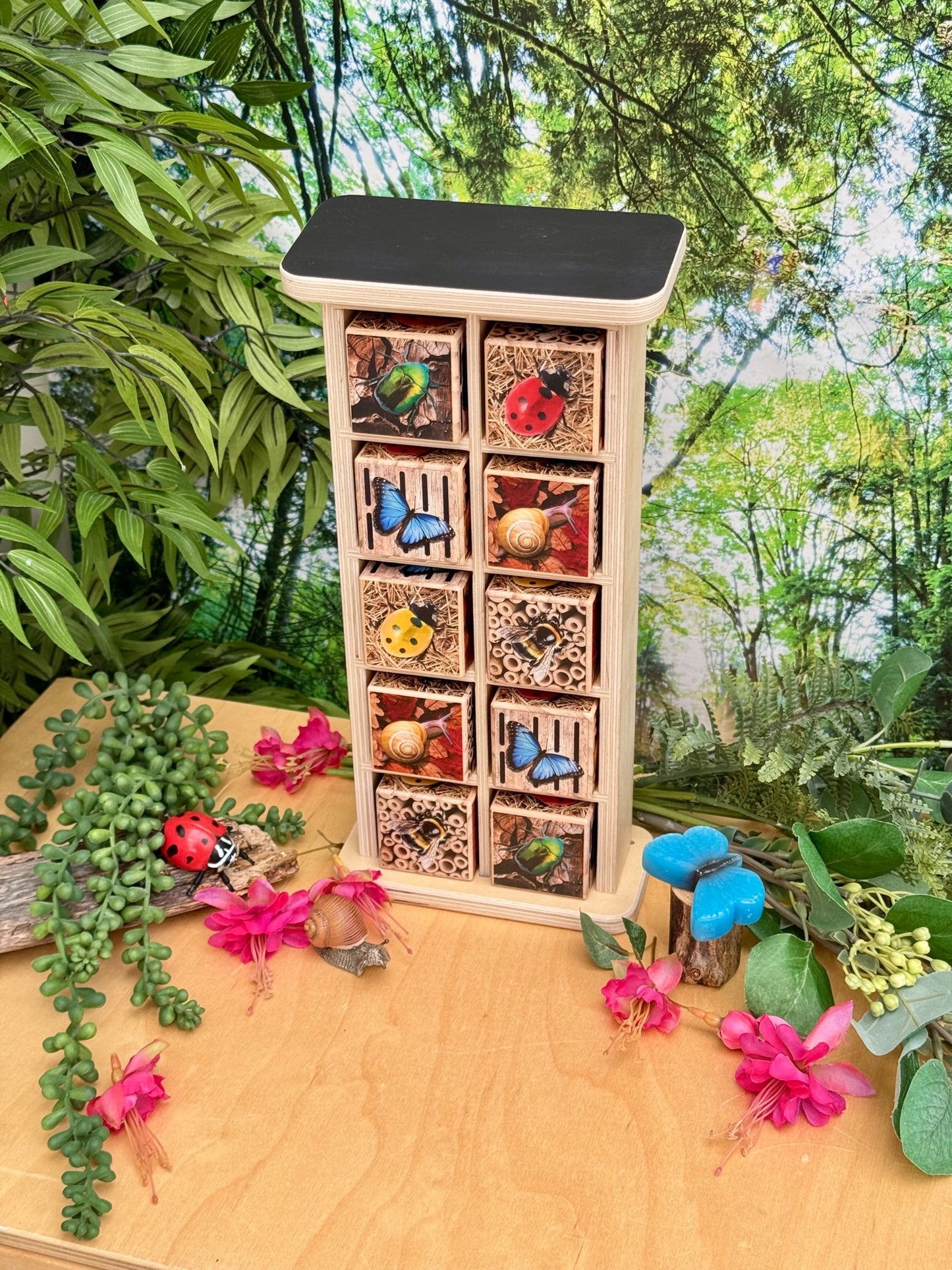 Yellow Door - Insectenhotel met 10 compartimenten