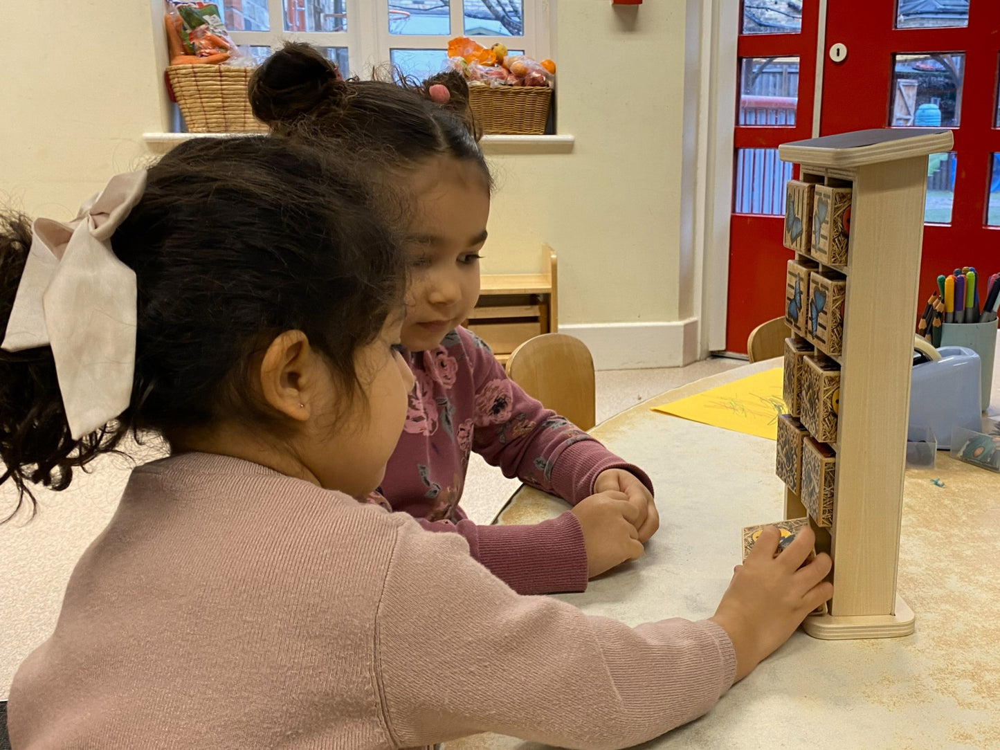 Yellow Door - Insectenhotel met 10 compartimenten