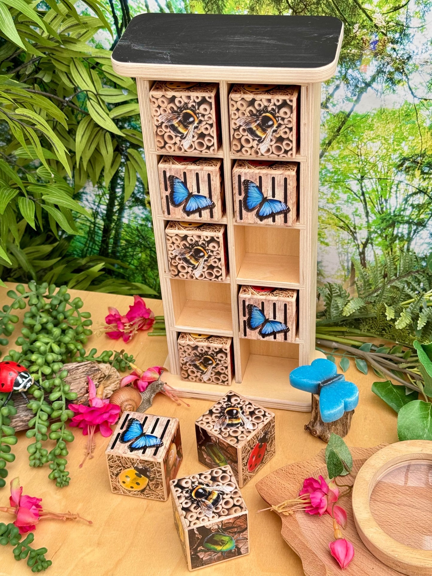 Yellow Door - Insectenhotel met 10 compartimenten