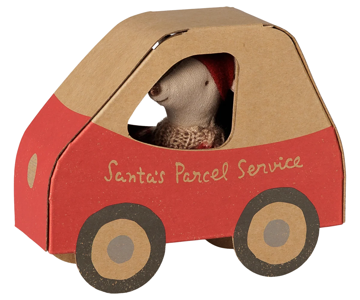 Maileg - Kerstmuis – Kleine Zus in Autodoosje