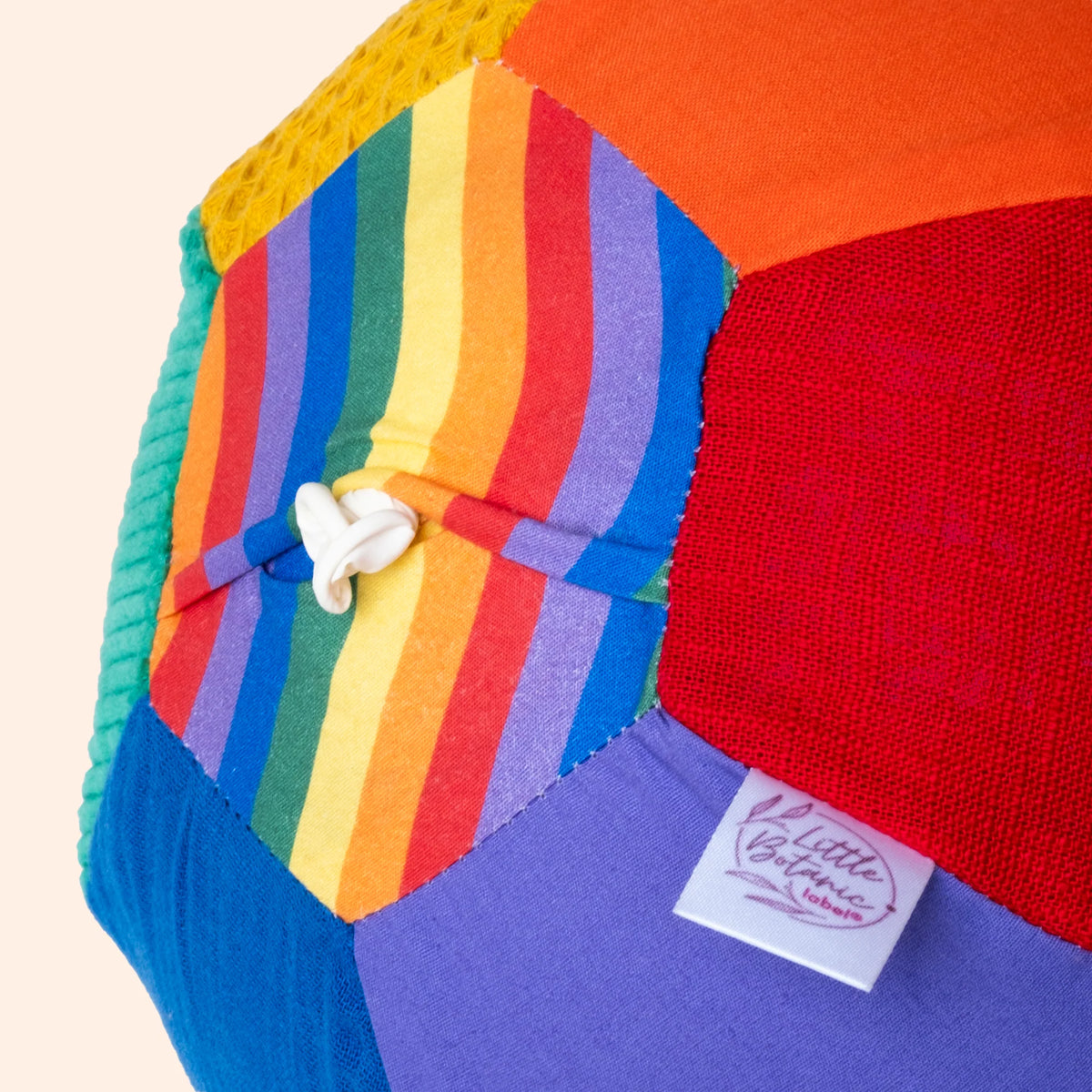Little Botanic label - Sensorische spelpakket Wave - Ballonbal + Pittenzakjes + Speeldoek - regenboog