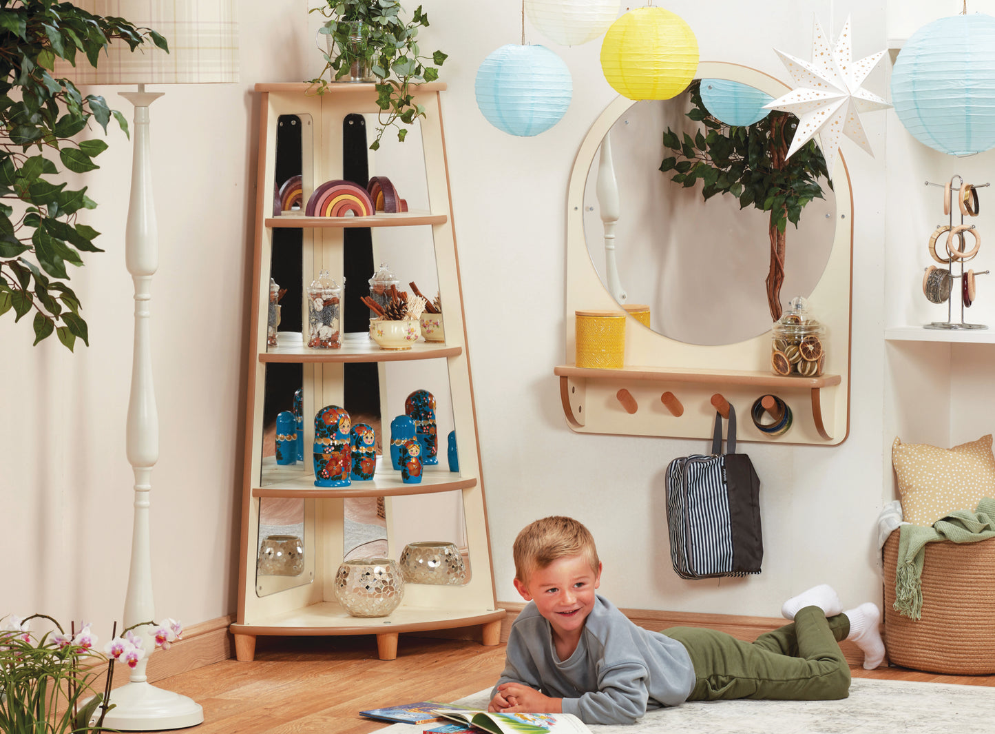 Millhouse - Kaleidoscoop hoekpresentatiekast - Home from Home