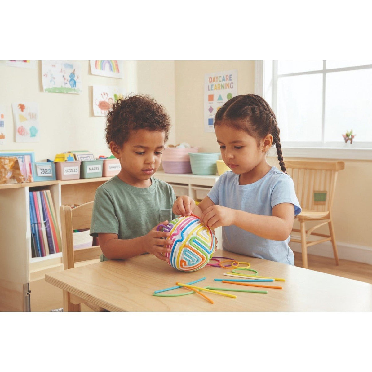 Amaya - Amaya - Sensorische Activiteitenbal voor Kinderen - Playlaan