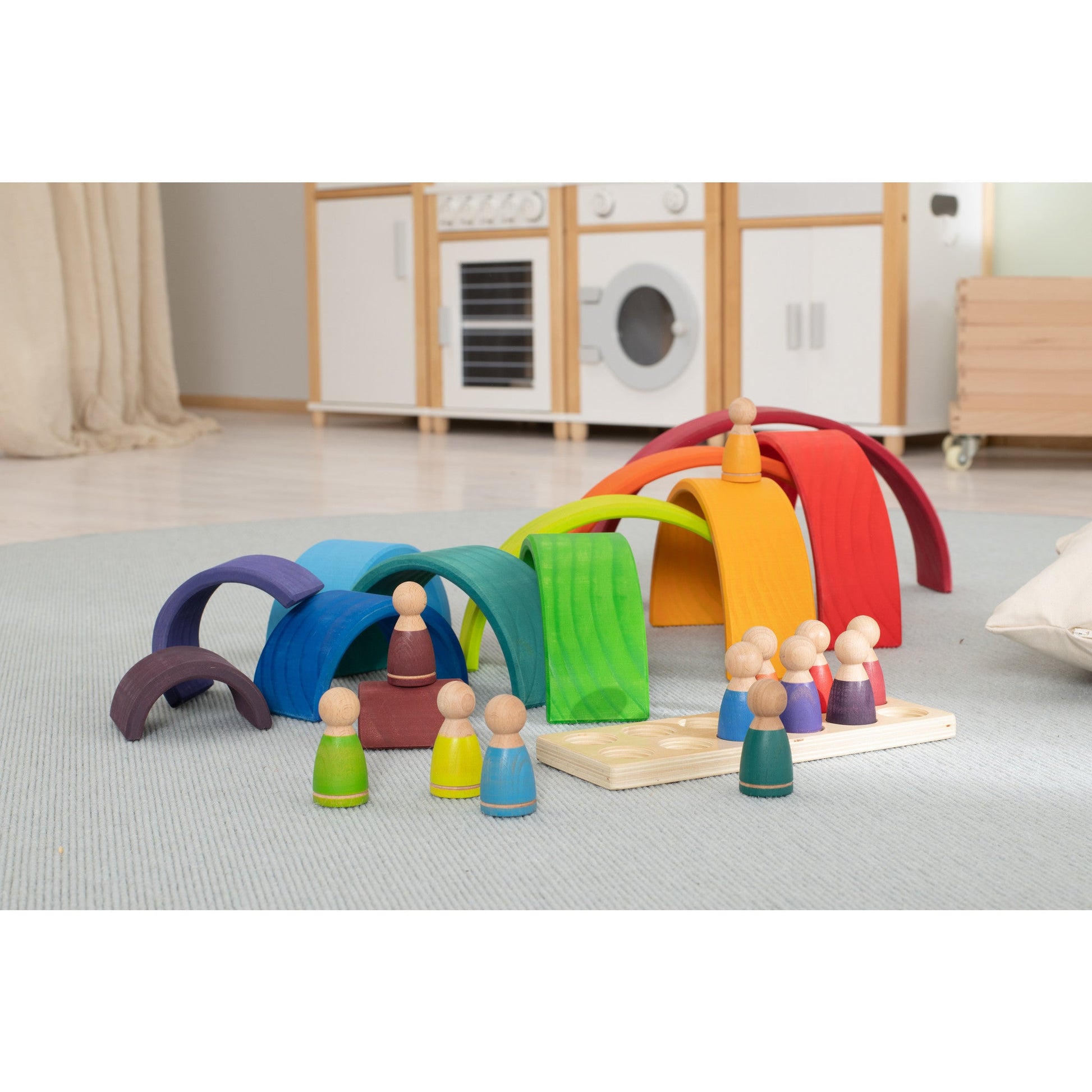 Betzold - Betzold - Houten Regenboog Poppetjes met Houder – 12 stuks - Playlaan