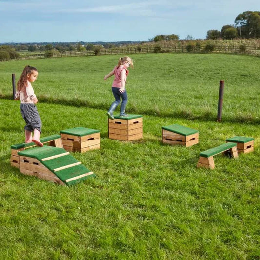 Cosy - Complete set beweeg - en maakparcours Weide (set van 7) - Playlaan