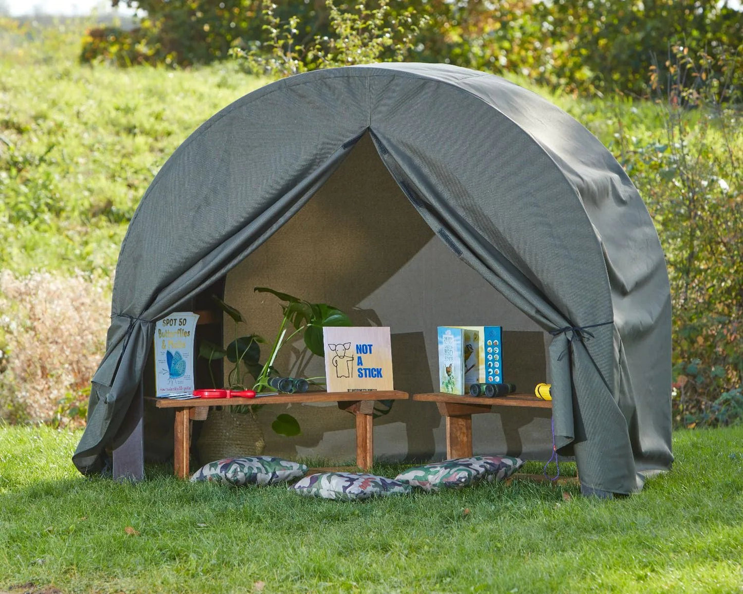 Cosy - Rafiki Dark Den Cover - Playlaan