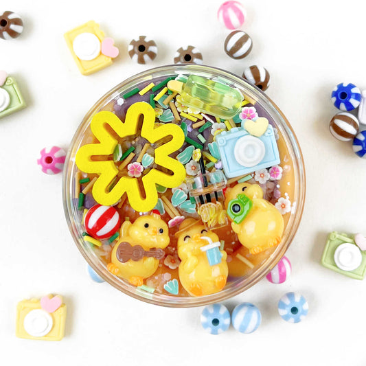 Invitation to Imagine - Geurende sensorische spelklei - Duckies on Holiday Surprise Pot