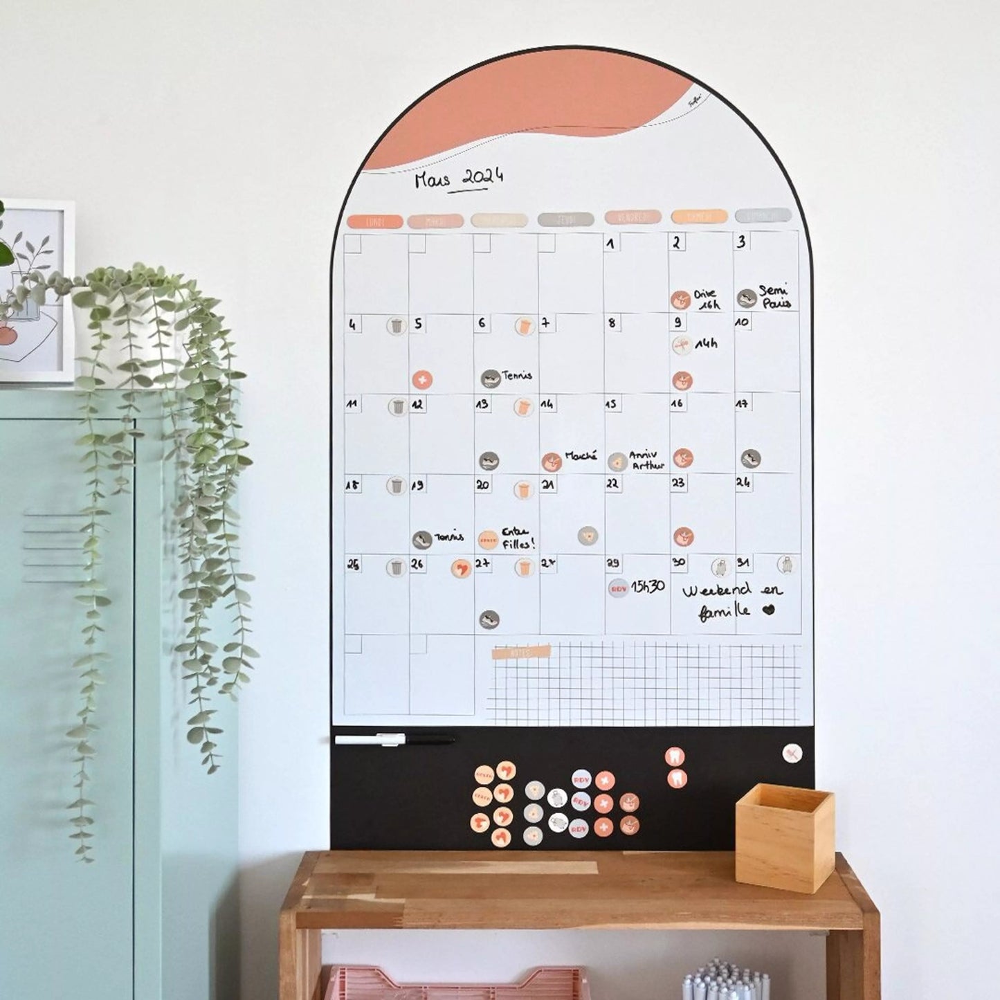 Ferflex - Ferflex - Magnetische maandkalender voor aan de muur (ENG, FR) - De familiekalender - Playlaan