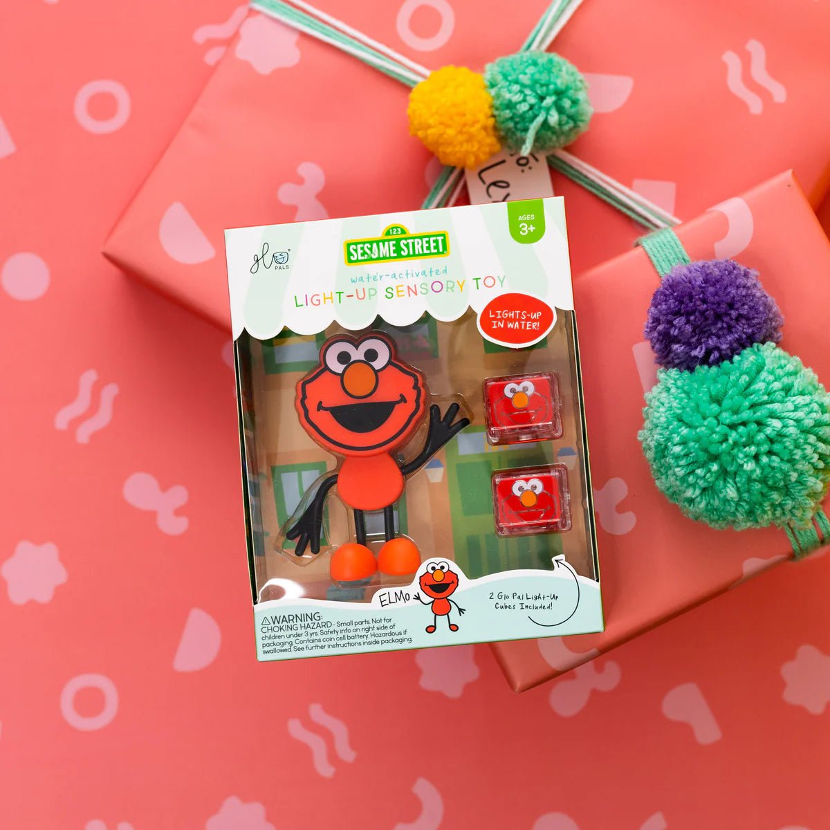 Glo Pals - Glo Pals Light Up Character - Elmo - Playlaan