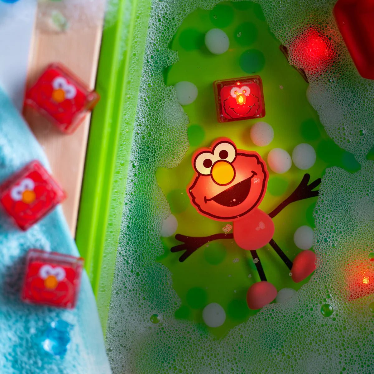 Glo Pals - Glo Pals Light Up Character - Elmo - Playlaan