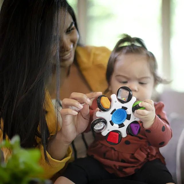 Hape - Hape - Curiosity Clutch Sensorisch Speelgoed - Baby Einstein - Playlaan