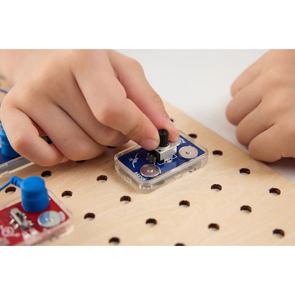 Hape - Hape - LabBox Circuit Explorer Lab Kit - Playlaan