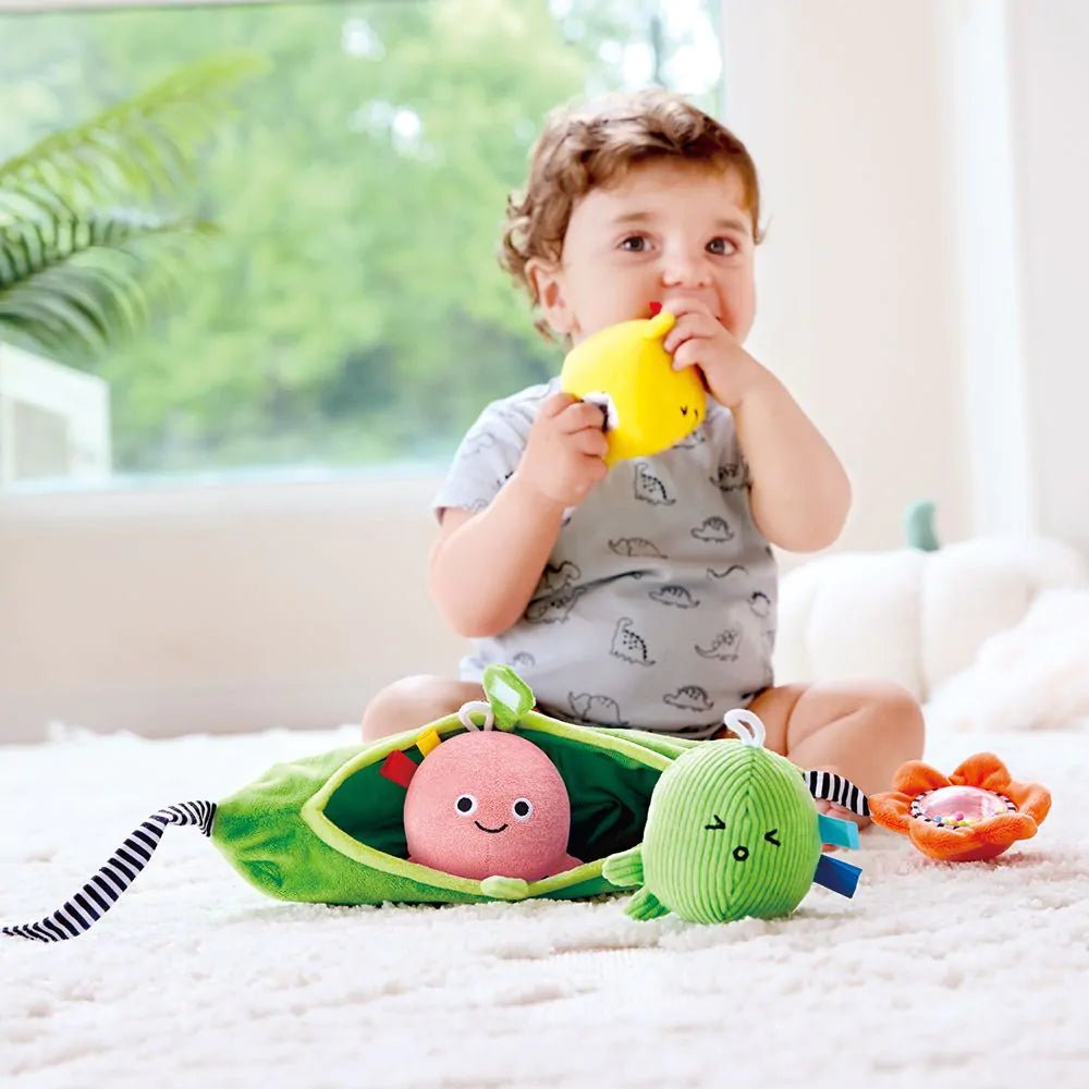 Hape - Hape - Pea Pod Pals baby knuffelset - Playlaan