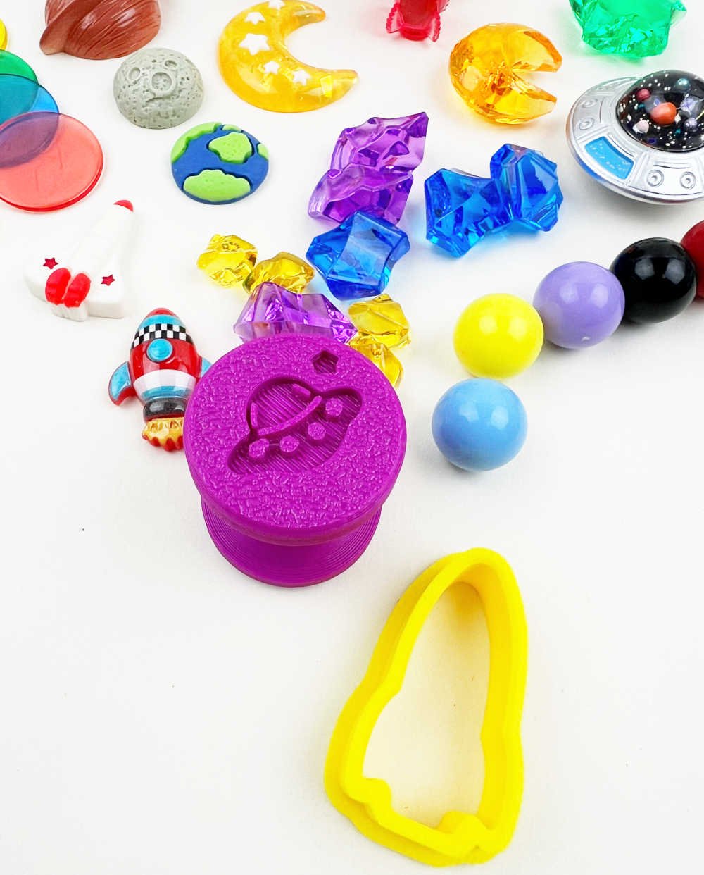 Invitation to Imagine - Invitation to Imagine - Fly Me To The Moon Play Pot - Playlaan