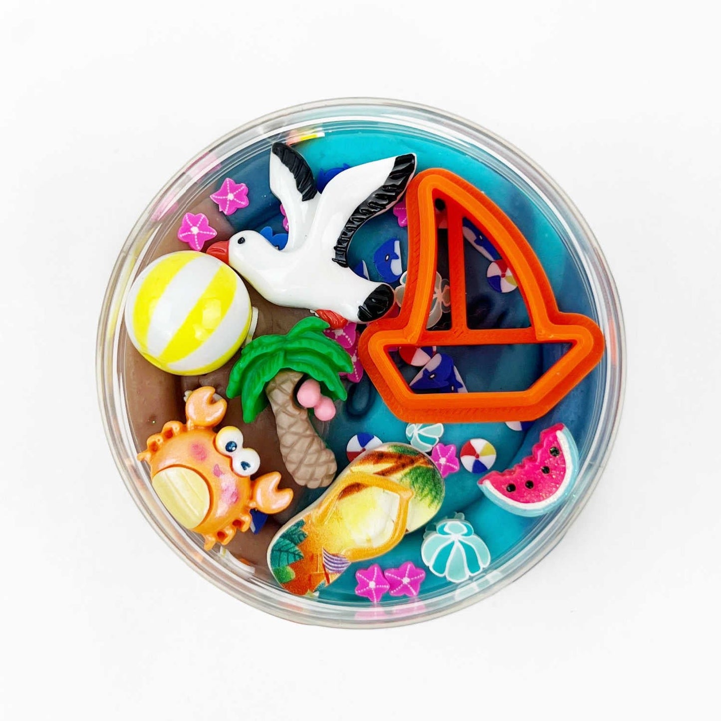 Invitation to Imagine - Invitation to Imagine - Geurende sensorische spelklei - Build a Beach Surprise Pot - Playlaan