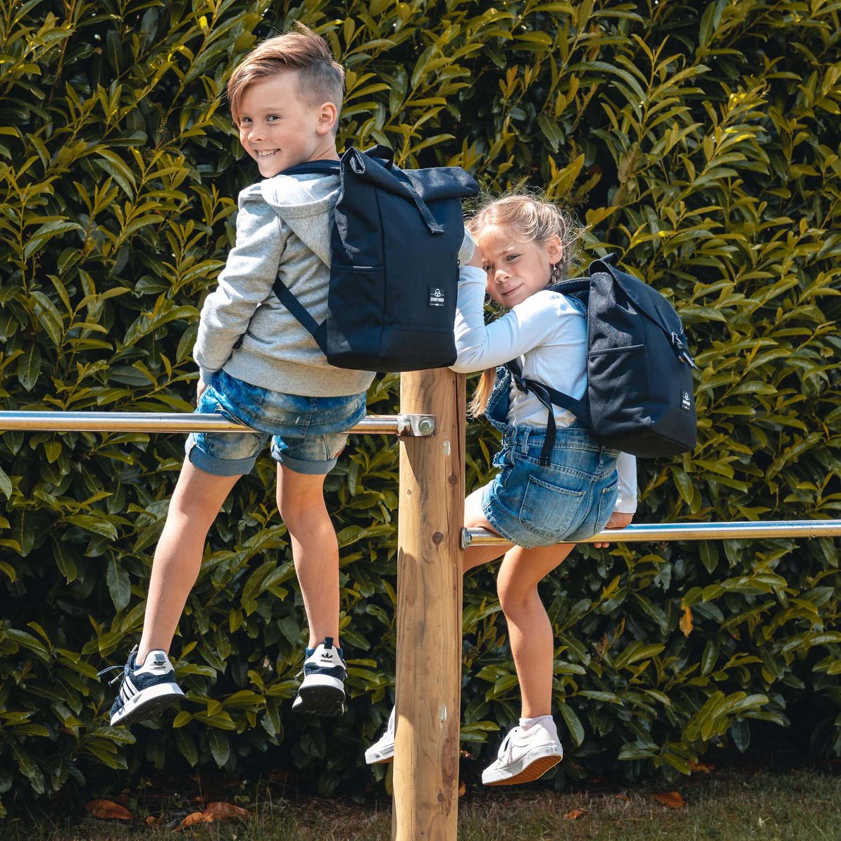 Johnny Urban - Johnny Urban - Junior Aaron Rugzak - Zwart - Playlaan