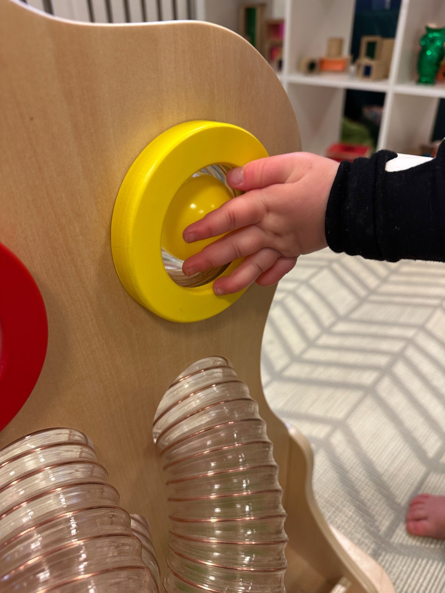Learn Well - Learn Well - Twist and Turn Tubie - Playlaan
