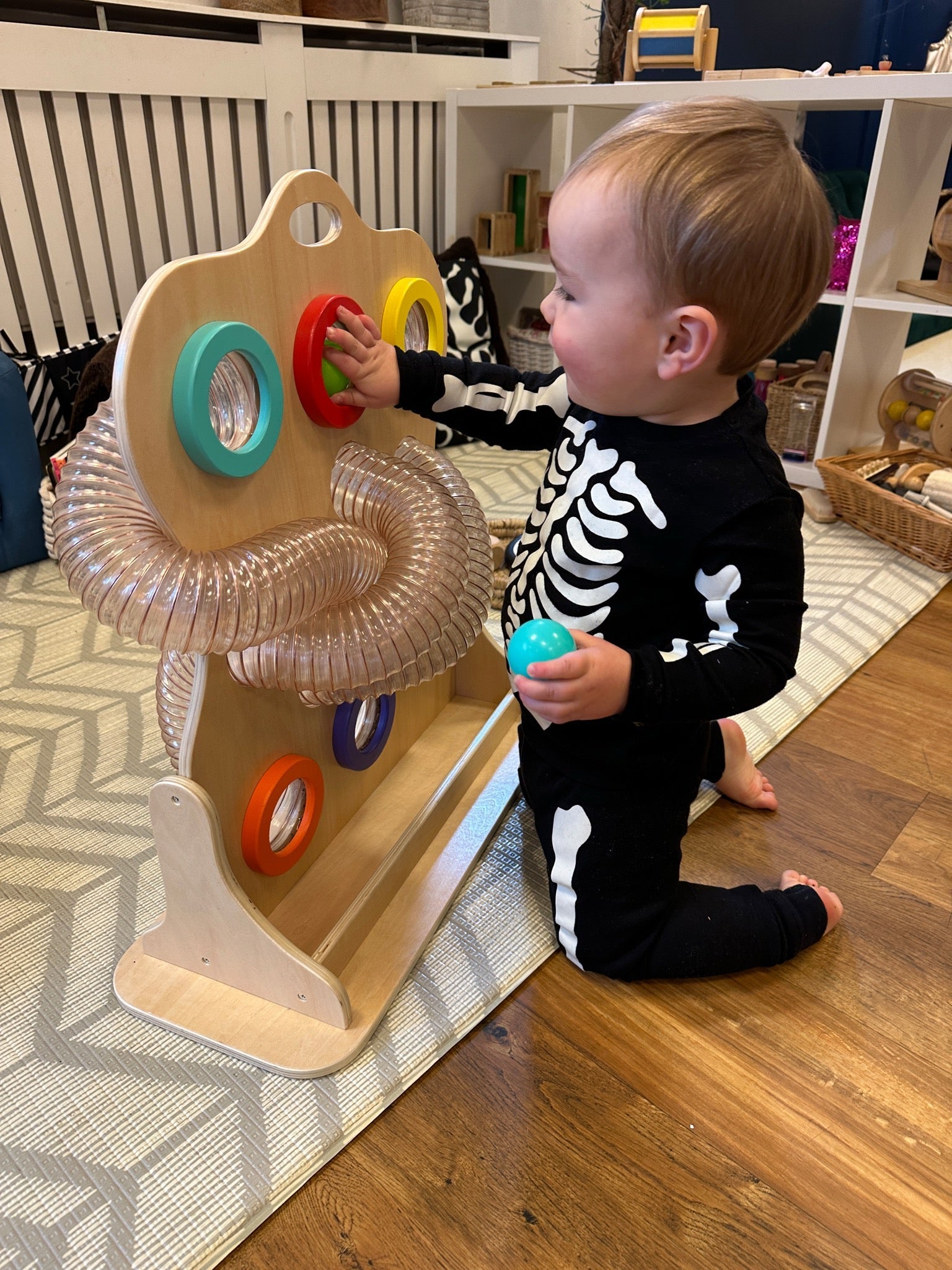 Learn Well - Learn Well - Twist and Turn Tubie - Playlaan