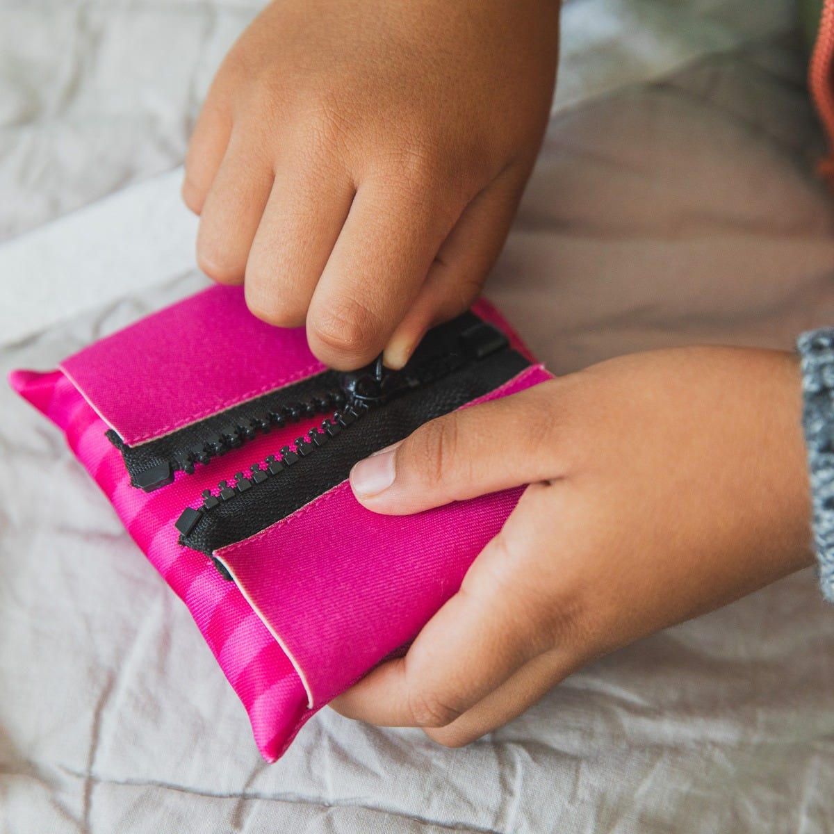 Learning Resources - Learning Resources - Dressing Skills Bean Bags - Playlaan
