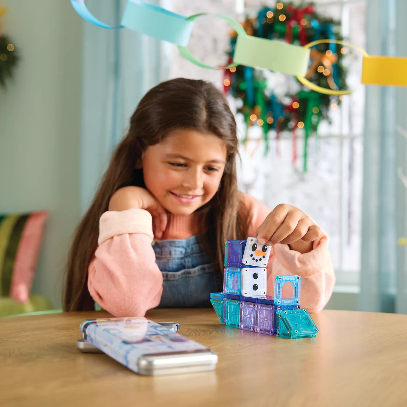 Magna - Tiles - Magna - Tiles Winter Wonder Travel set in metalen blikje 26st - Playlaan