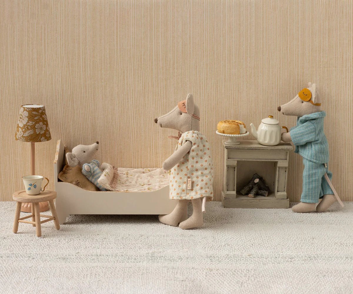 Maileg - Maileg - Bed Muis - Gebroken wit - Playlaan