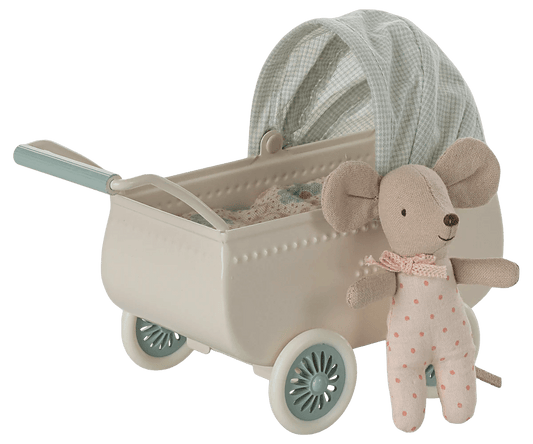 Maileg - Maileg - Kinderwagen met Babymuis - Mint - Playlaan