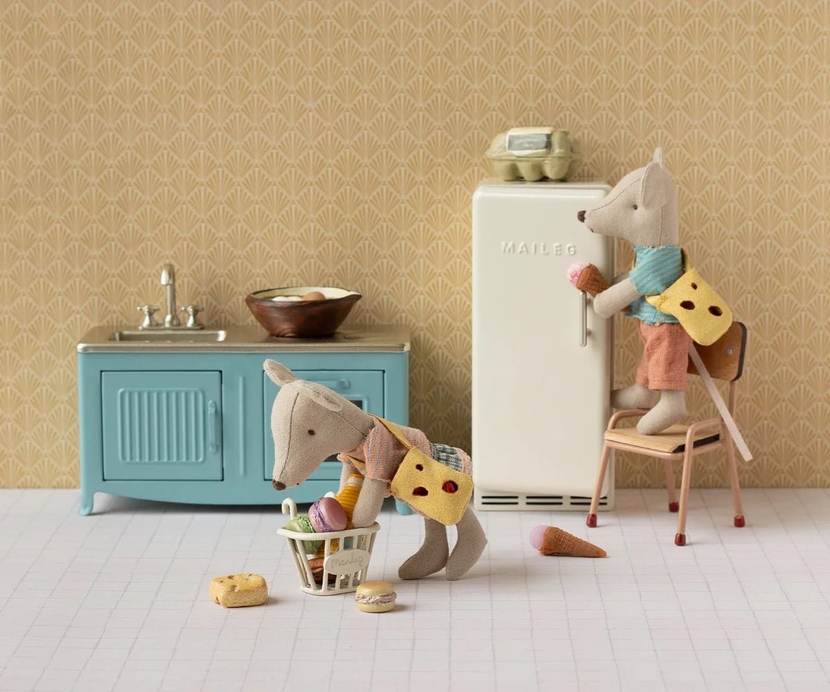 Maileg - Maileg - Little brother mouse with bag - Playlaan
