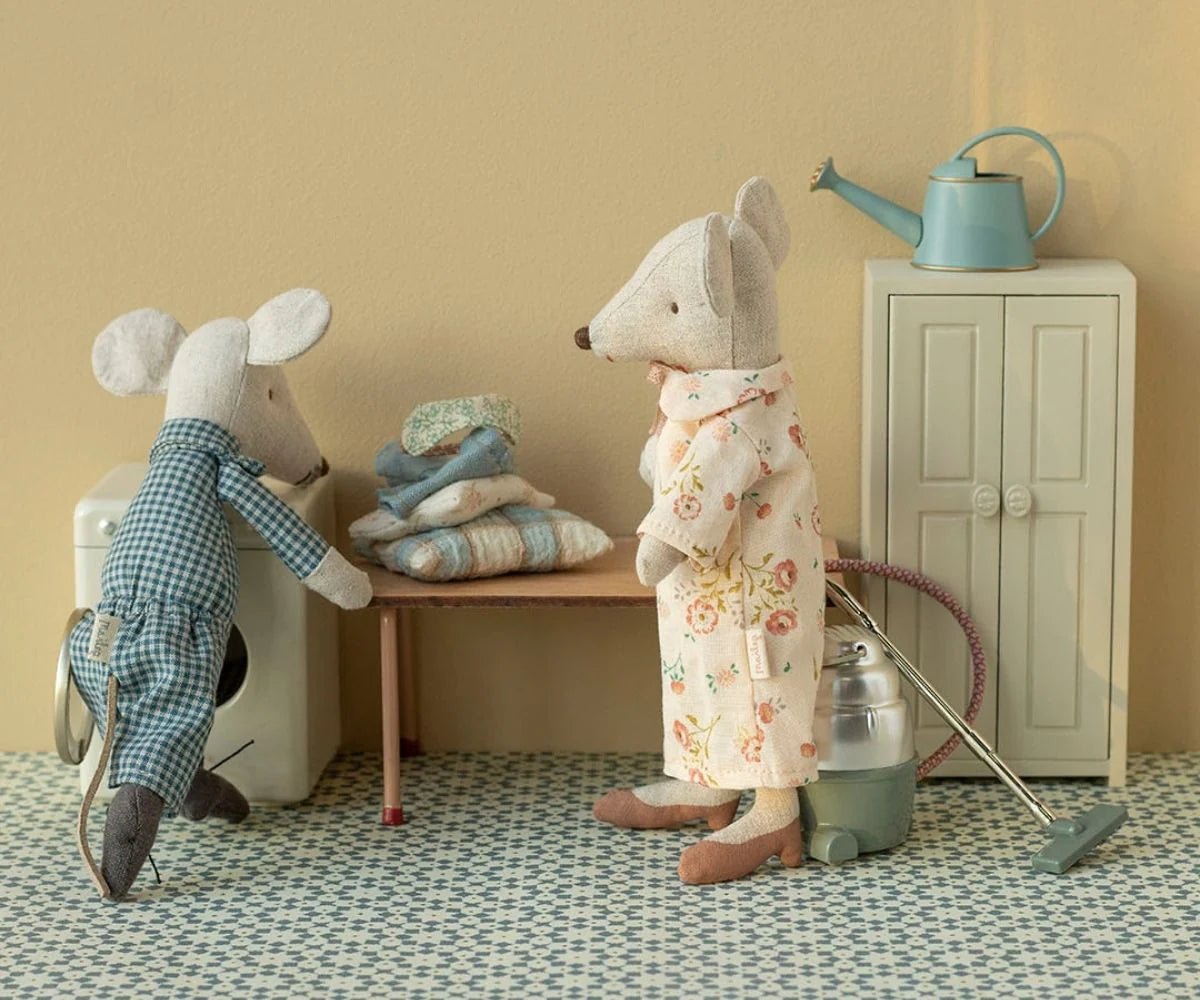 Maileg - Maileg - Oma en opa muizen in sigarendoos - Playlaan