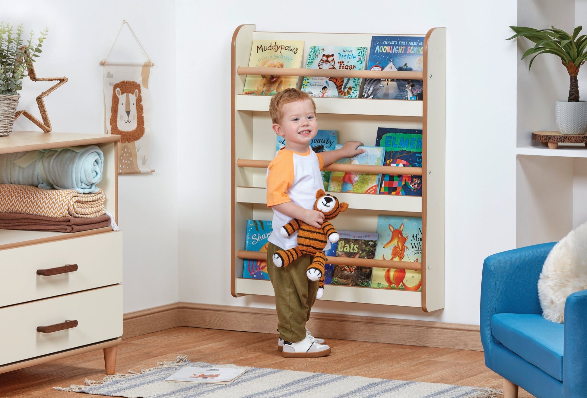 Millhouse - Millhouse - Boekenrek voor aan de muur Montessori - Home from Home - Playlaan
