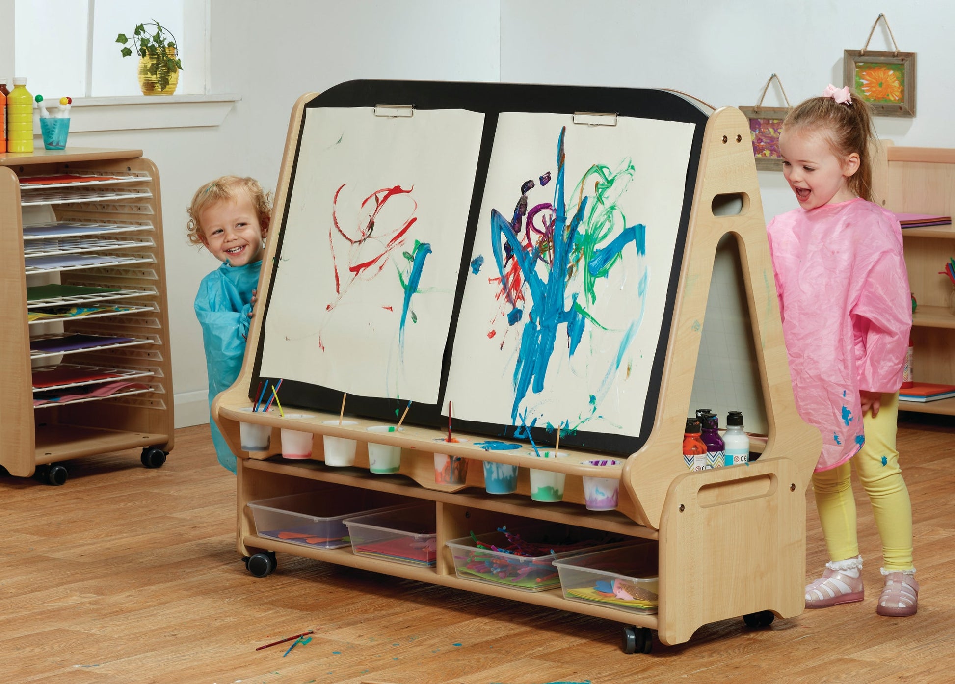 Millhouse - Millhouse - Krijtbord en whiteboard ezel met opbergtrolley dubbelzijdig - Playlaan