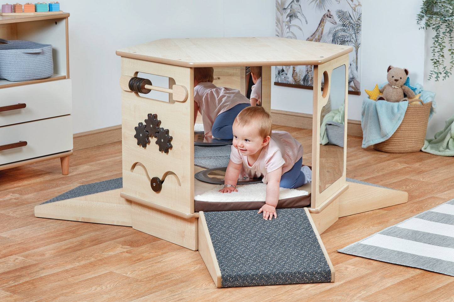 Millhouse - Millhouse - Magische spiegelhut met hellingen - Playlaan