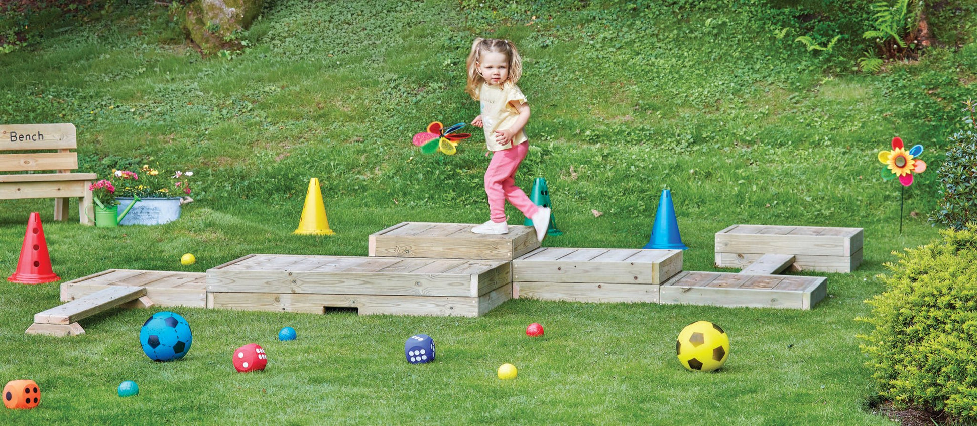 Millhouse - Millhouse - Podium voor activiteiten en spel - complete set - Playlaan