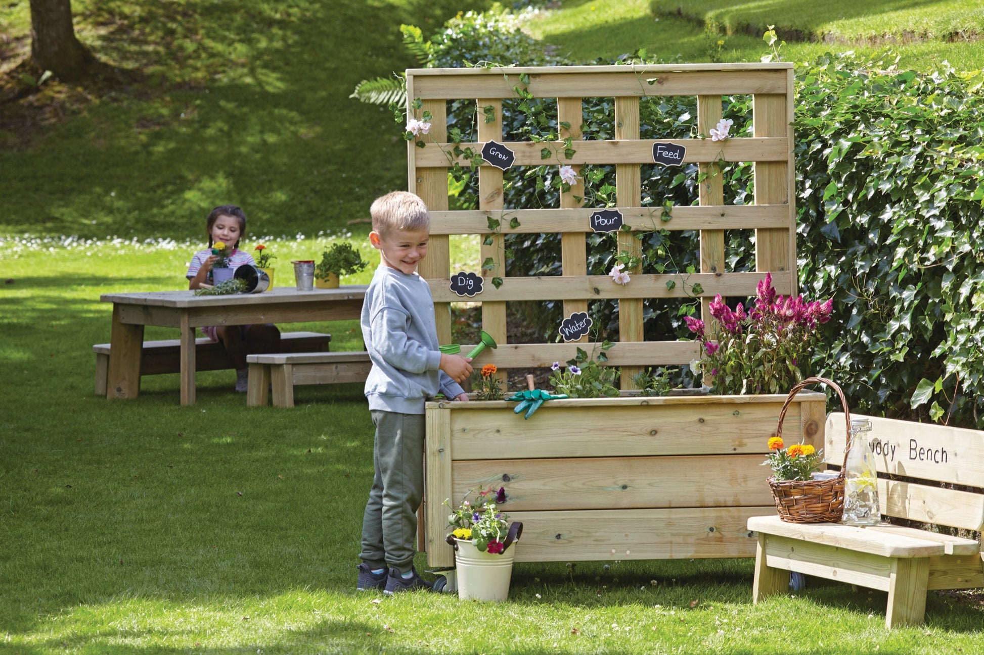 Millhouse - Millhouse - Verrijdbare plantenbak met klimrek voor buiten - Playlaan