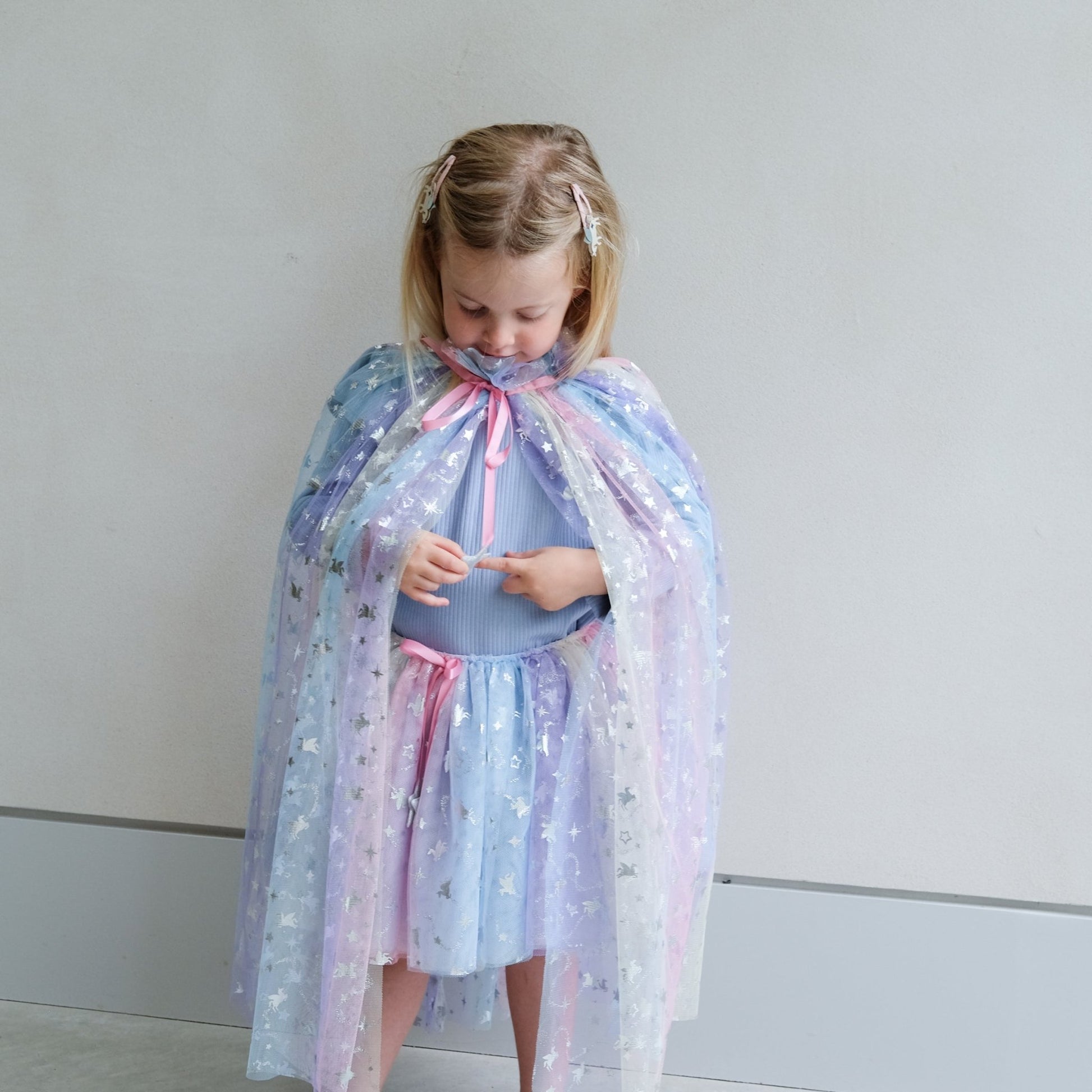 Mimi & Lula - Mimi & Lula - Winged unicorn rainbow clic clacs - Playlaan