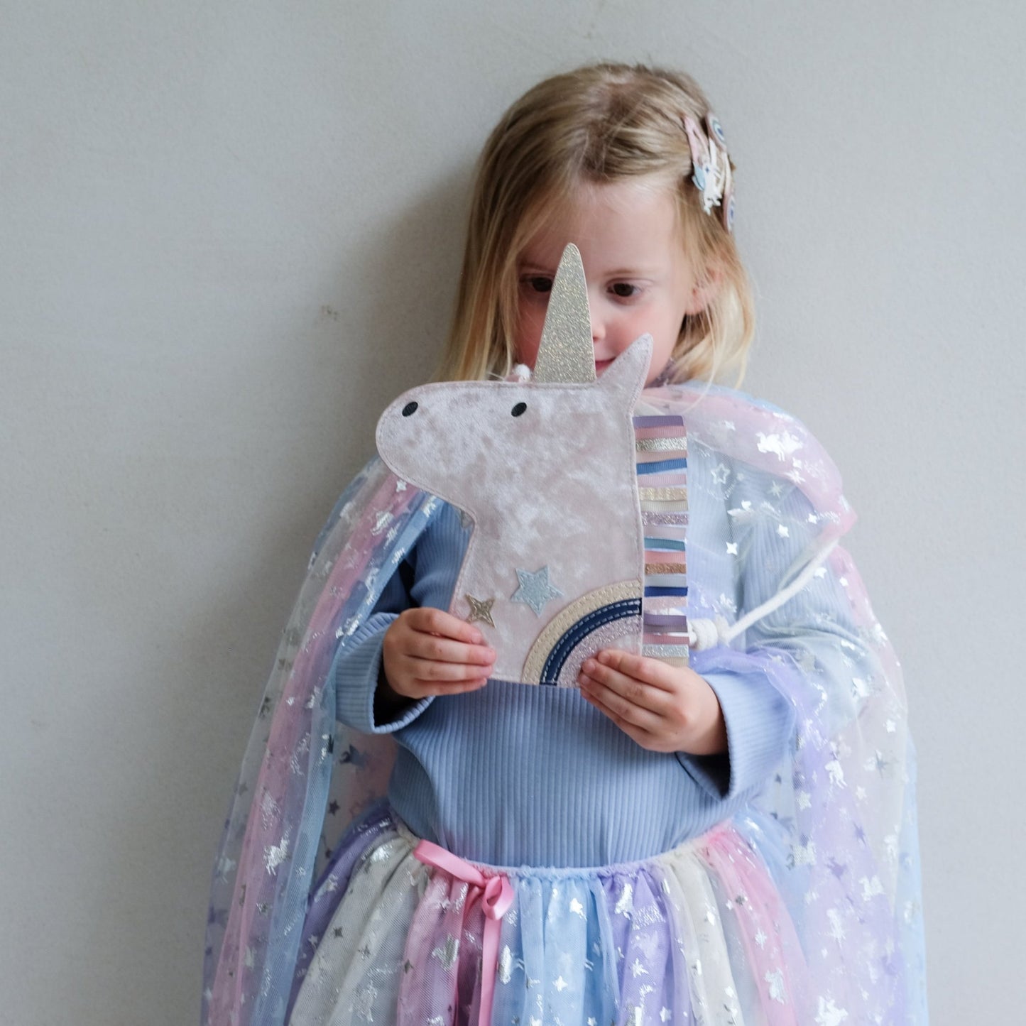 Mimi & Lula - Mimi & Lula - Winged unicorn rainbow clic clacs - Playlaan