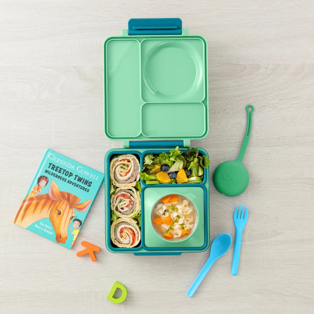 Omielife - Omielife - Bestekset in Hoesje OmiePod - Groen - Playlaan