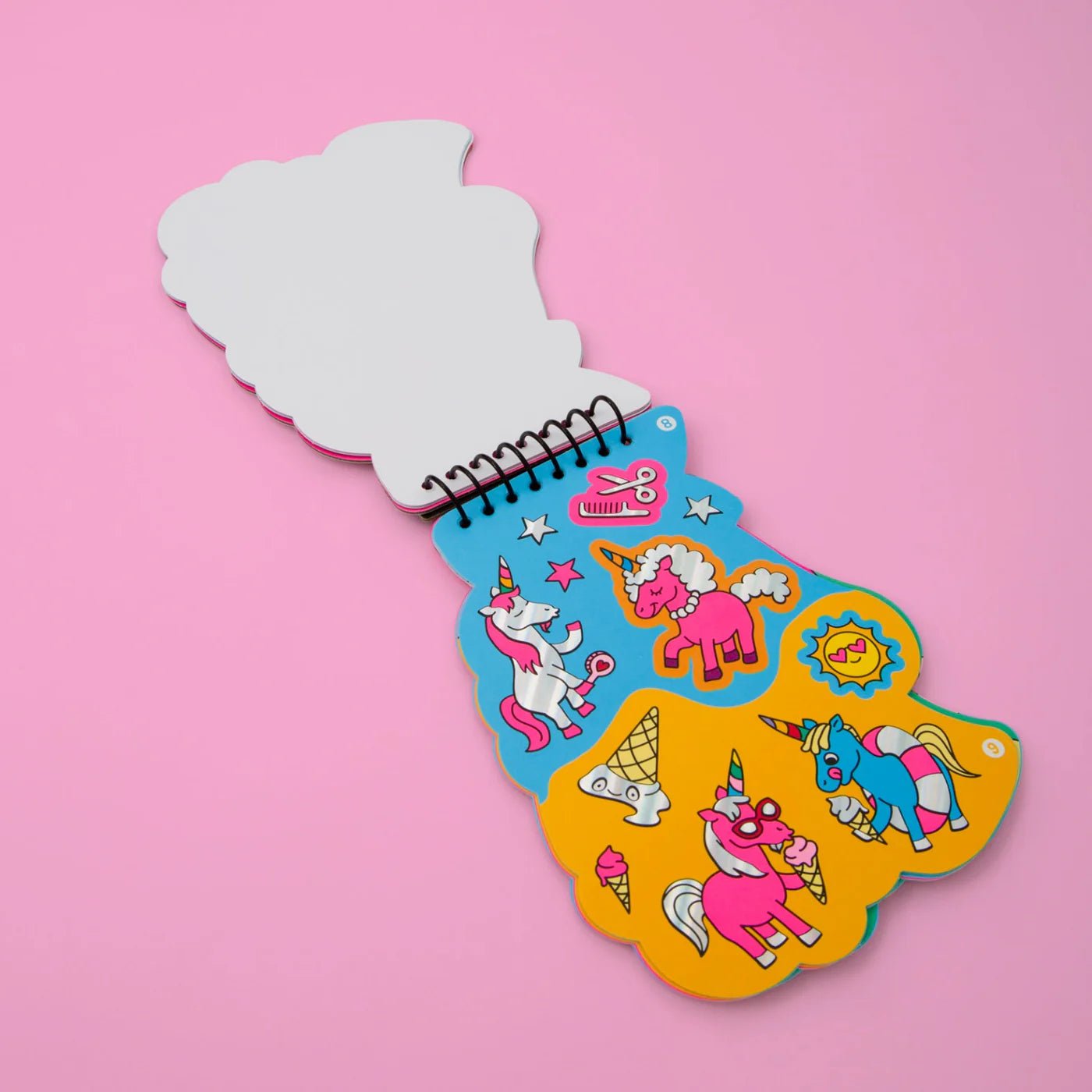 Omy - Omy - STICKER ACTIVITY BOOK - LILY - Playlaan