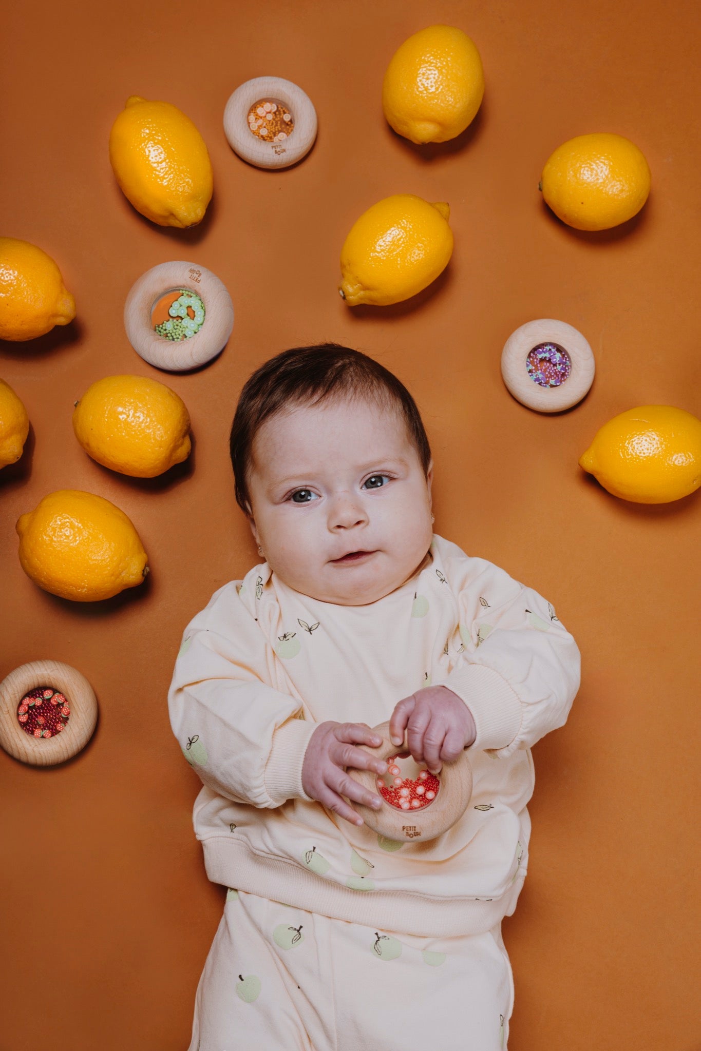Petit Boum - Petit Boum - Sensorische Donut - Tomaat - Playlaan