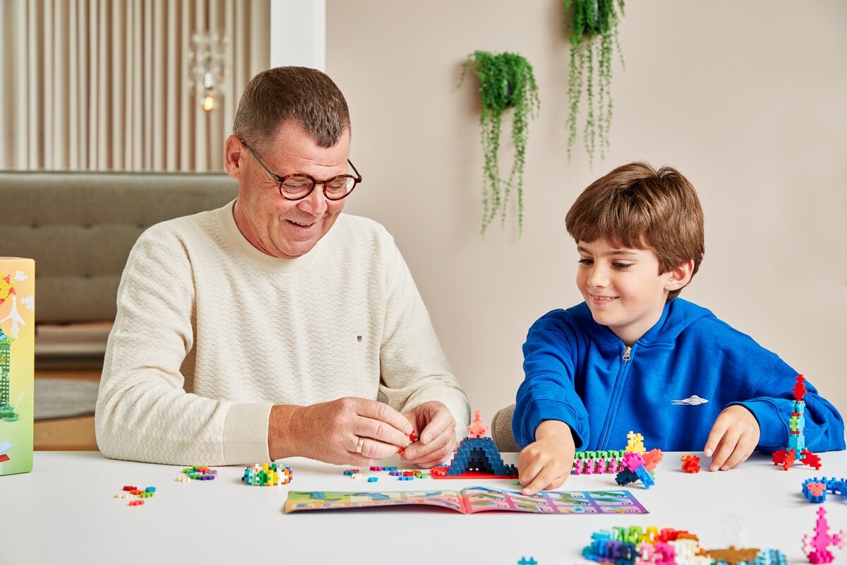 Plus - Plus - Plus - Plus Learn to build Colorverse Super set 1116 stuks - Playlaan