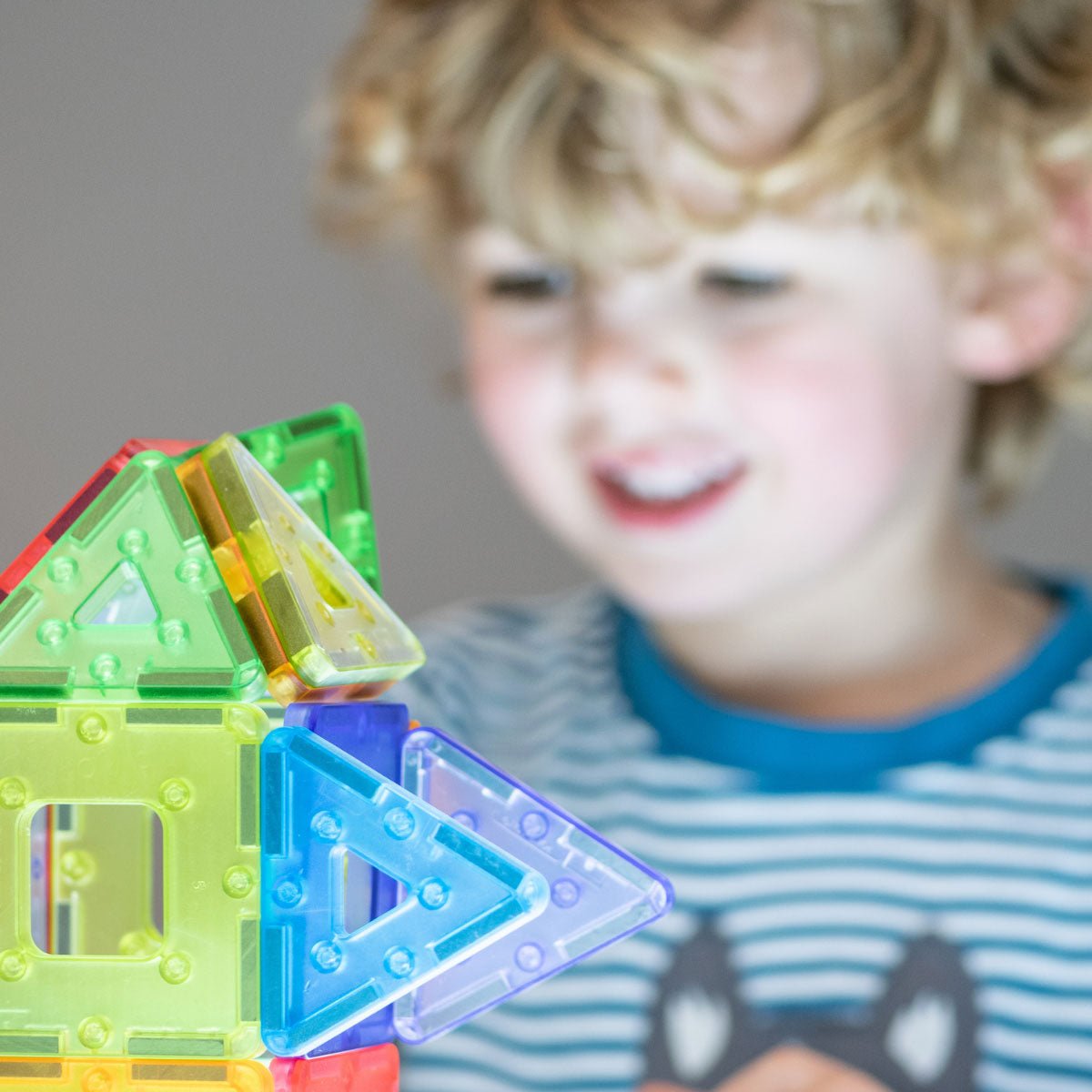 Polydron - Polydron - KinderMag transparante constructieset (48st) - Playlaan