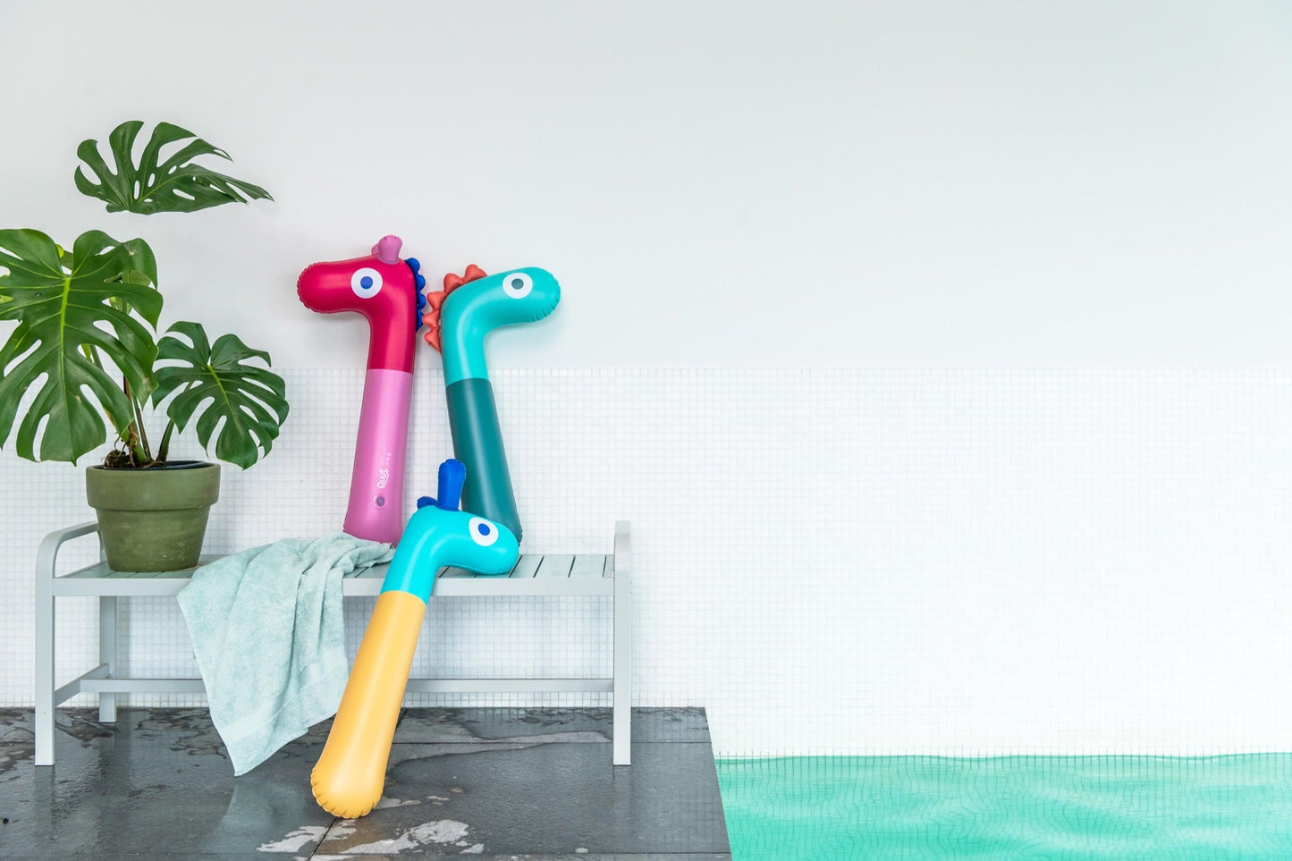 Quut - Quut - Opblaasbaar Paard Noodle Friends - Playlaan