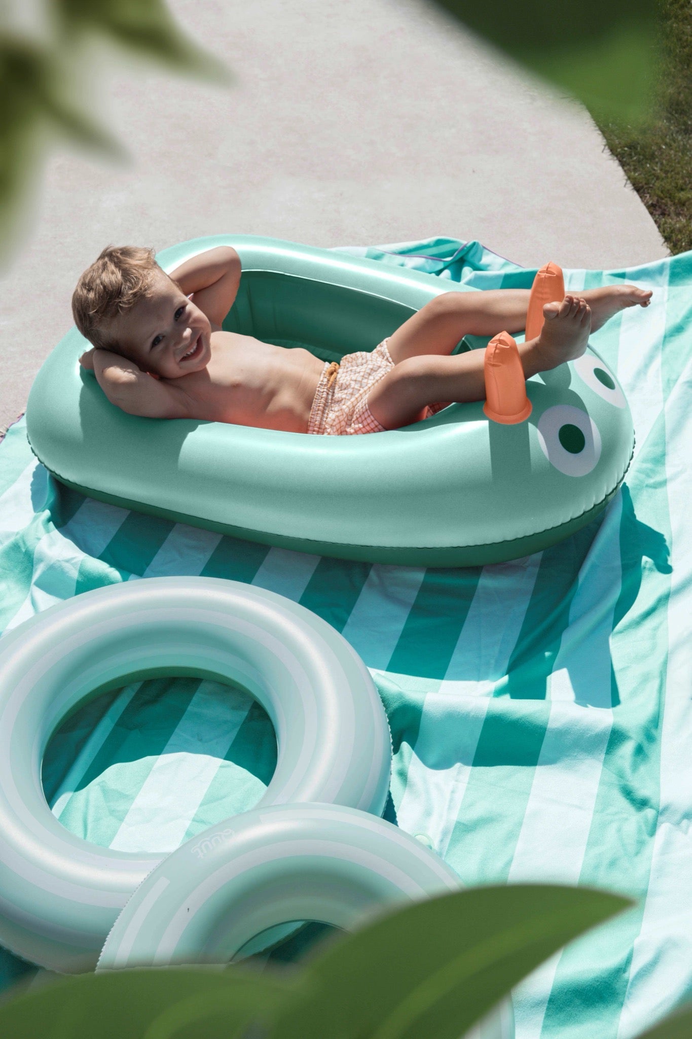 Quut - Quut - Opblaasboot - Tuin groen - Playlaan
