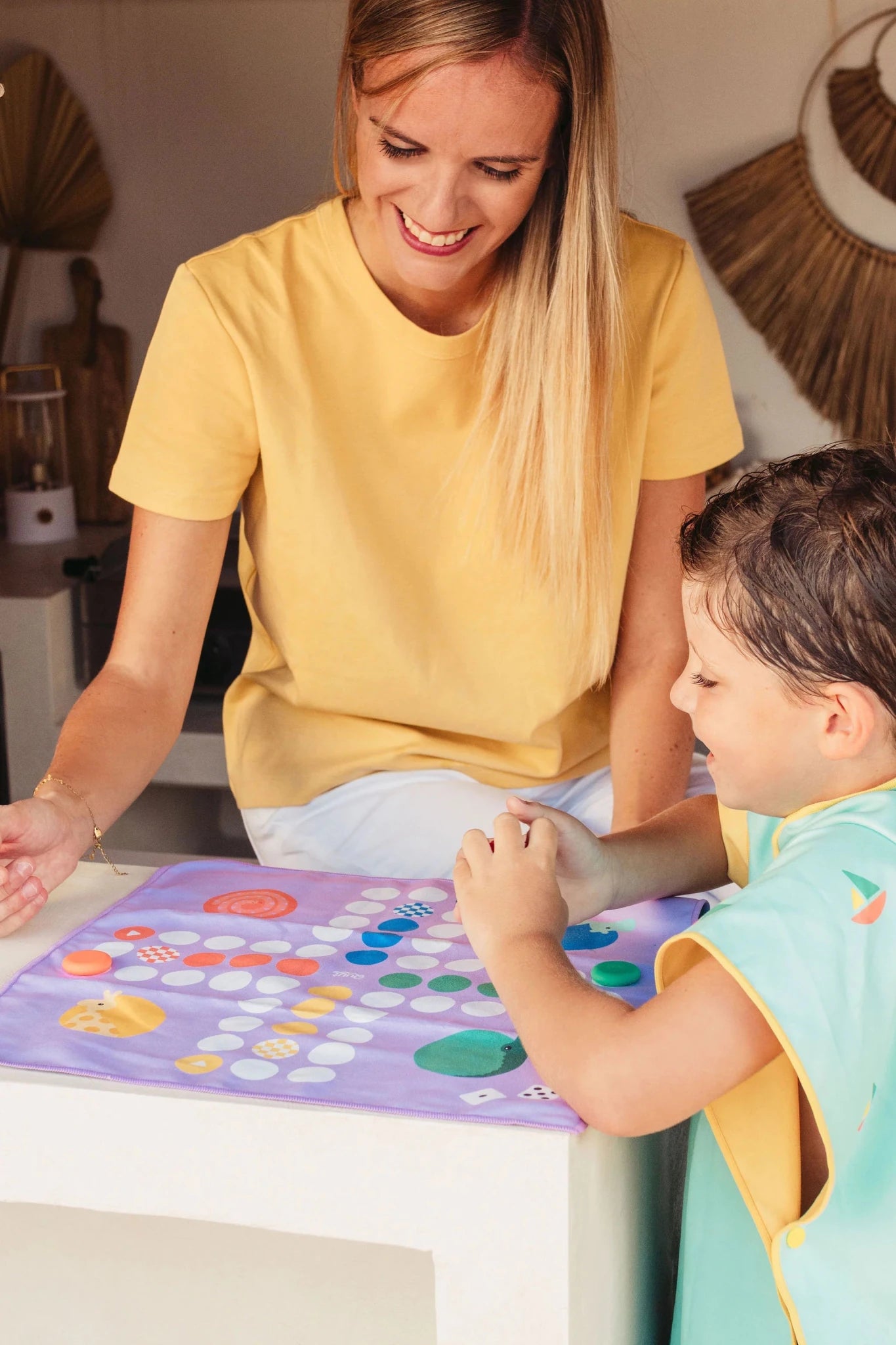 Quut - Quut - Travel Game Horse game - Tic Tac Toe - Playlaan