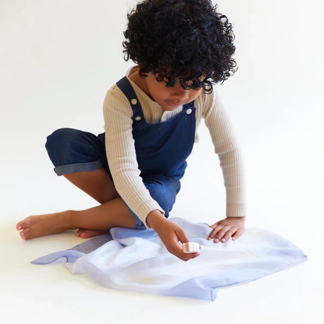 Sarah's Silks - Sarah's Silks - Mini Earth Playsilks Set van 4 - Playlaan