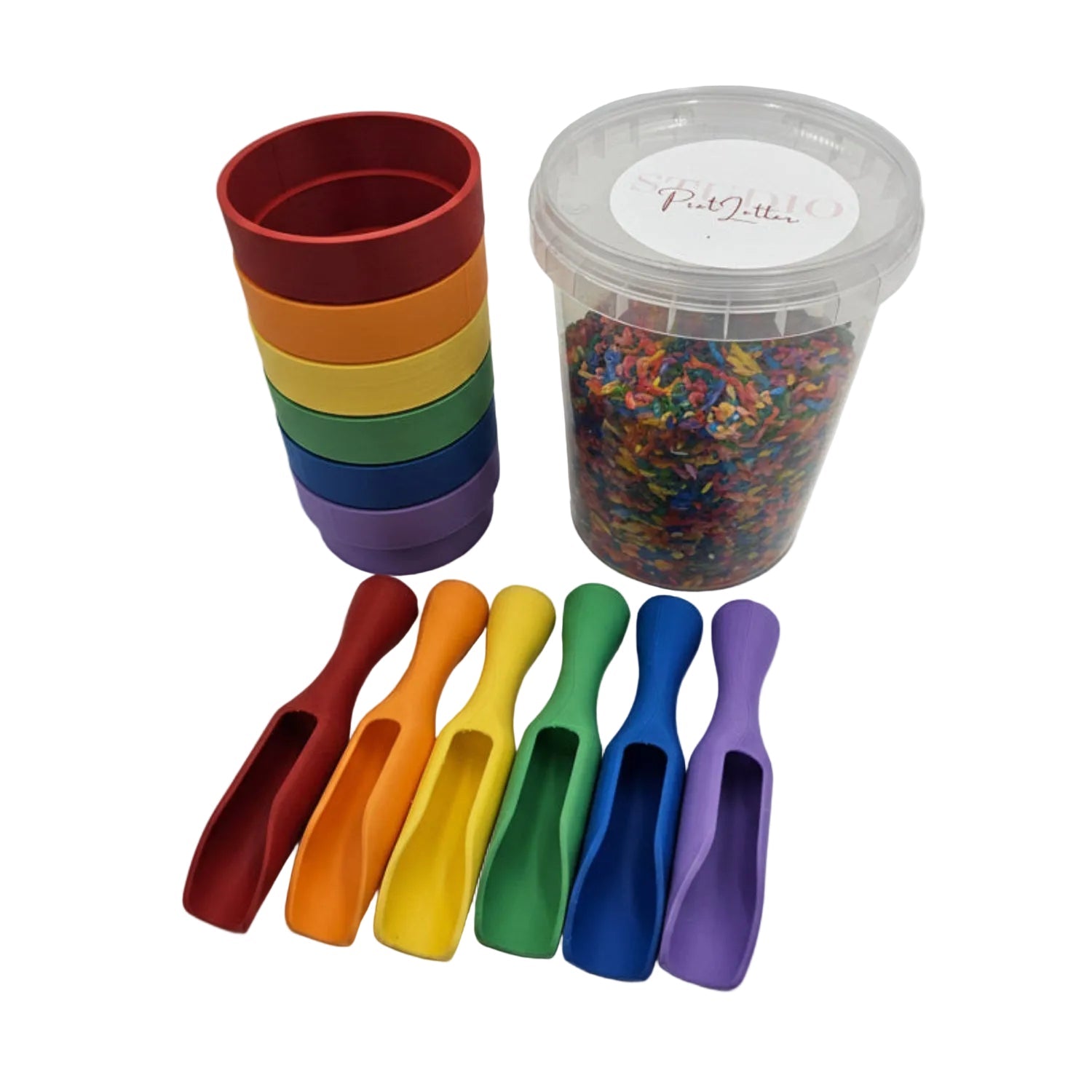 Studio Pretletter - Studio Pretletter - Sensorisch speelpakket Regenboog met speelrijst, schepjes en speelbakjes - Playlaan