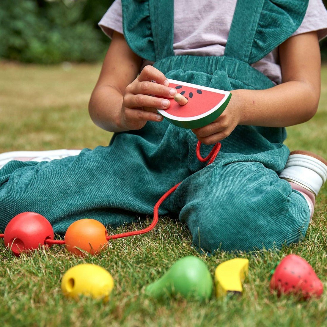 Tickit - Tickit - Rijgspel met houten fruit - Playlaan