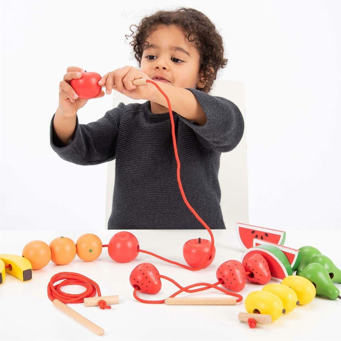 Tickit - Tickit - Rijgspel met houten fruit - Playlaan