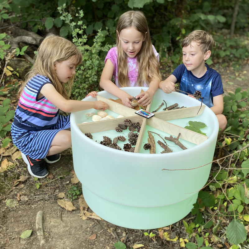 Tickit - Tickit - Sensorische ontdekkingstafel met LED - sfeerverlichting en houten scheidingswand - Playlaan