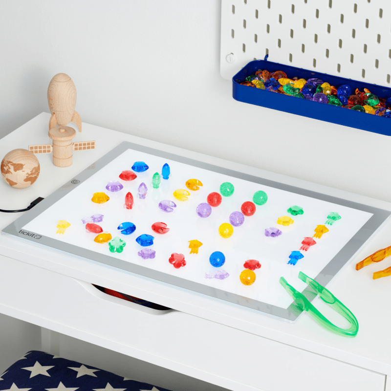 Tickit - Tickit - Transparante gekleurde galaxie stenen (108 stuks) - Playlaan