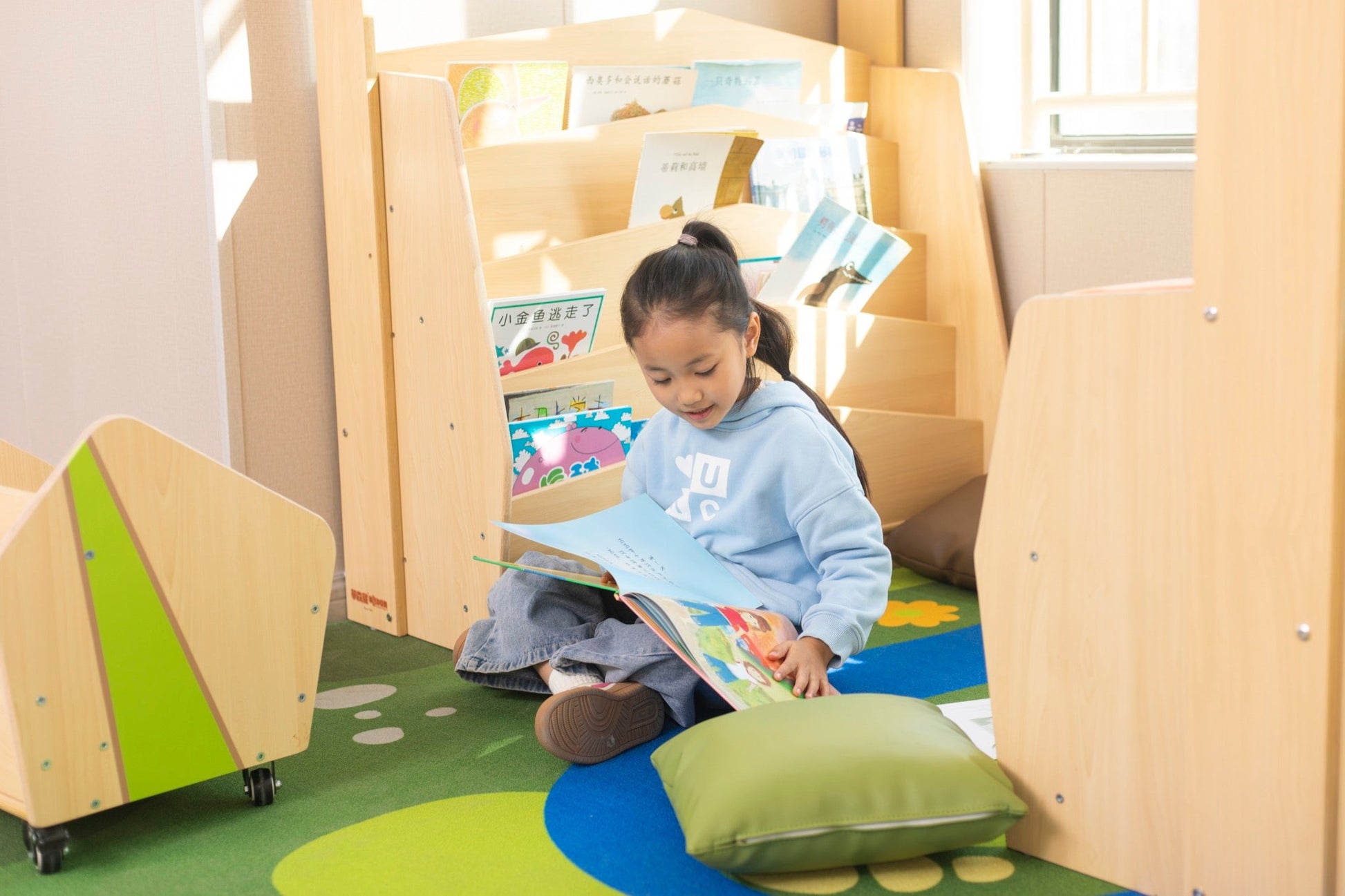 Wisdom - Boekenkast Montessori - Playlaan